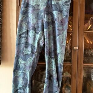 Lululemon Athletica Blue and Purple Patterned Leggings